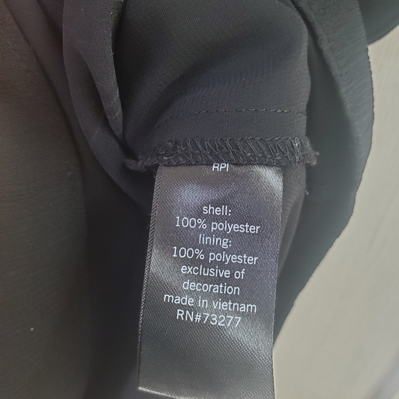 One-shoulder ruffle top blouse - Picture 7 of 8